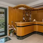 Paris 3*