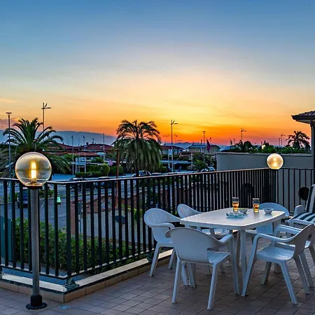 Paris 3* Lido di Camaiore
