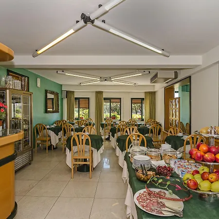 Hotel Paris 3*