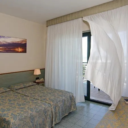 Hotel Paris