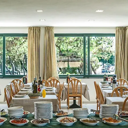 Hotel Paris 3*