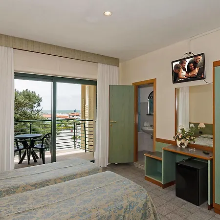 Paris Hotel